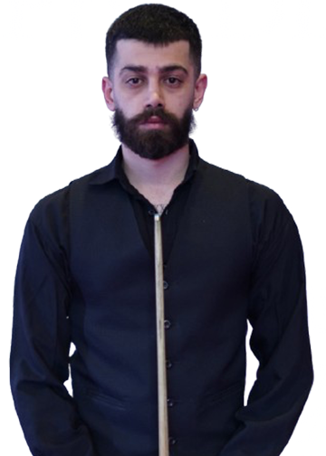 اهورا احمدی
